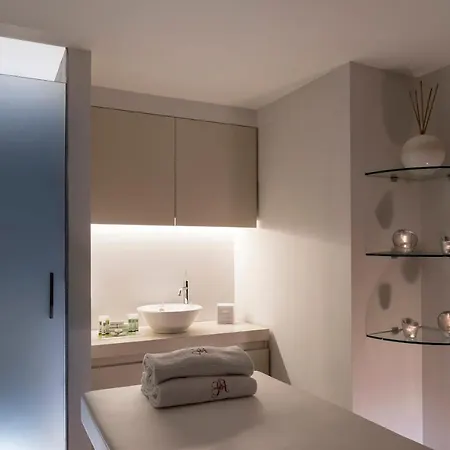 Grand Des Alpes Hotel 5*