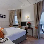 Grand Des Alpes Hotell 5*