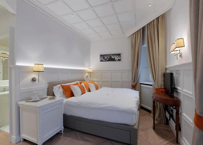Ξενοδοχείο Grand Des Alpes 5*